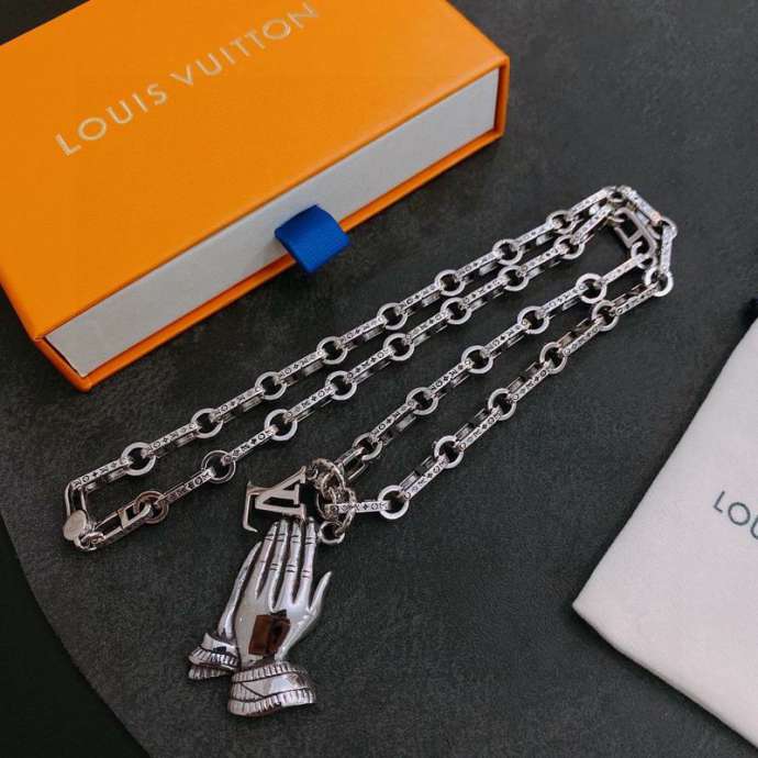 Picture of LV Necklace _SKULVnecklace06cly12312345